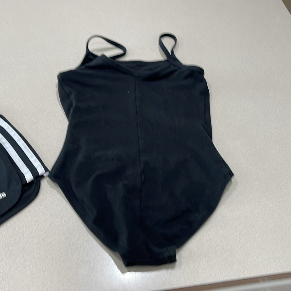Dance leotard with Adidas shorts size 6 girls - Picture 3 of 3